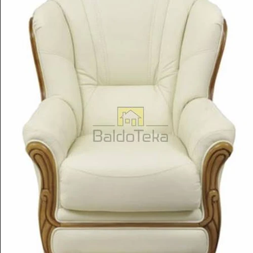 Individuali odos ir medienos spalva