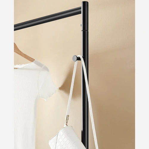 Moderni juoda drabužių kabykla su instrukcijomis