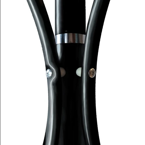 Tvirtas metalinis drabužių kabyklos pagrindas