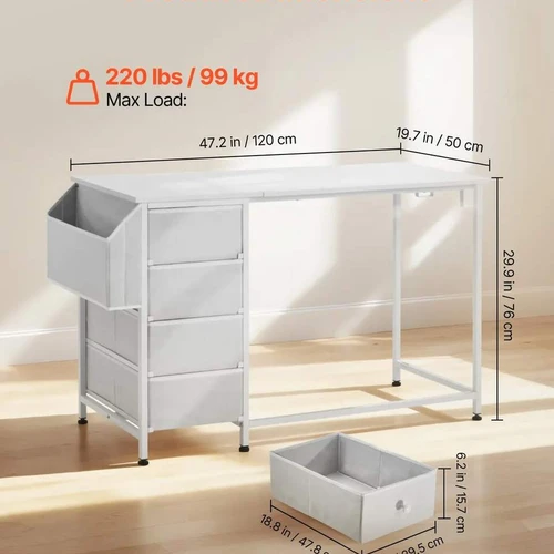 Minimalistinis baltas stalas namų biurui