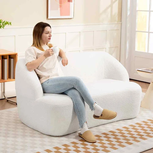 Minkšta dvivietė sofa svetainei ir miegamajam