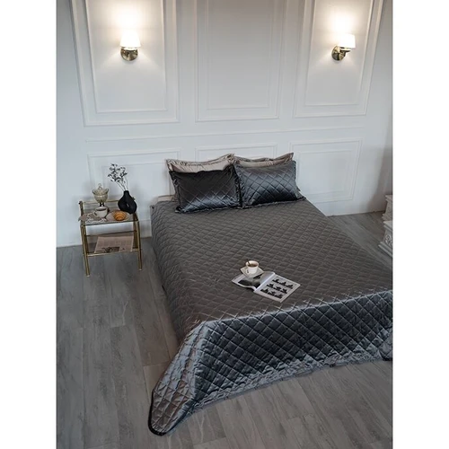 Aukštos kokybės poliesterio lovatiesė su hipoalerginėmis savybėmis