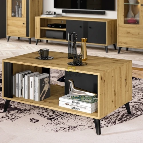 Elegantiškas stalas su plastikinėmis kojelėmis