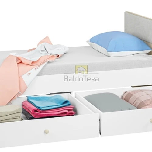 Patogi lova be čiužinio, grotelės įtrauktos