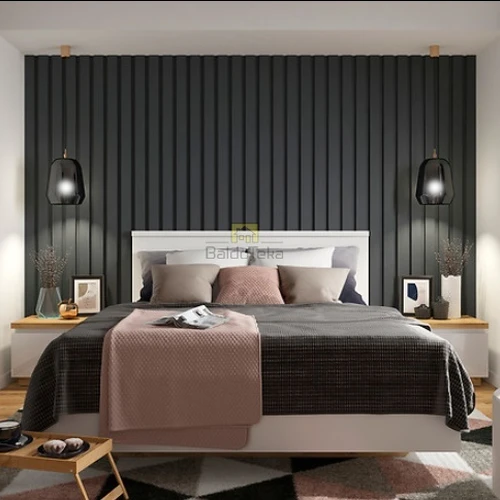 Erdvus spintos modelis su tyliais durų mechanizmais