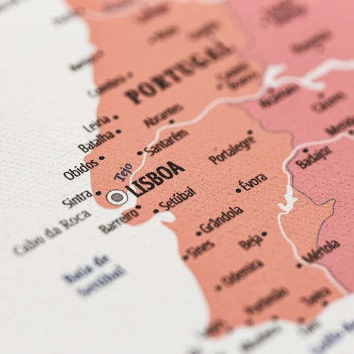 Ilgaamžiai žemėlapiai su ryškiomis spalvomis