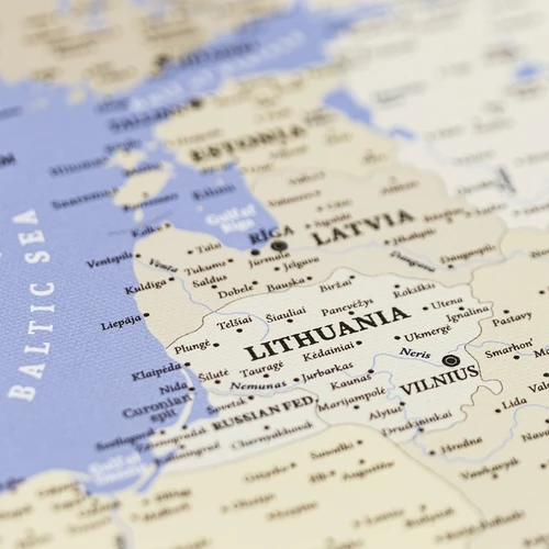 Aukščiausios kokybės žemėlapiai su ilgaamžiškomis spalvomis