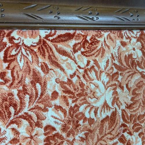 Graži kabykla su didele skrynia