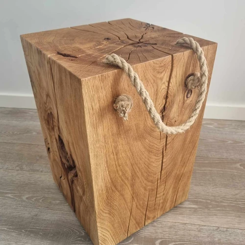 Natūralaus ąžuolo masyvo kubas su ratukais
