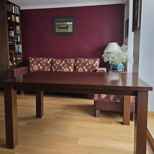 Prabangus 150x90 cm stalas su svetainės lentyna ir TV stalu komplekte