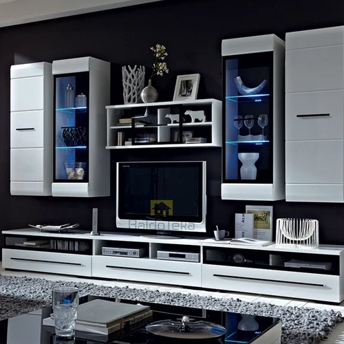 Kompaktiška FEVER spintelė 40x125x38 cm