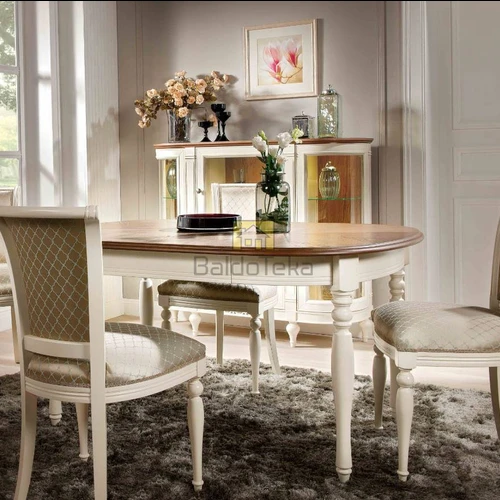 Stalas su moderniu dizainu ir patvariais medžiagų deriniais