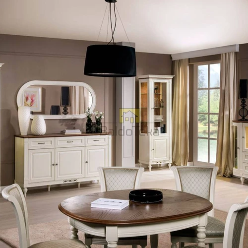 Praktiškas ir stilingas stalas su Wanilia ir Kashmir patyna spalvomis