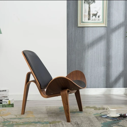 Modernus fotelis su stabilia konstrukcija ir patvaria medžiaga