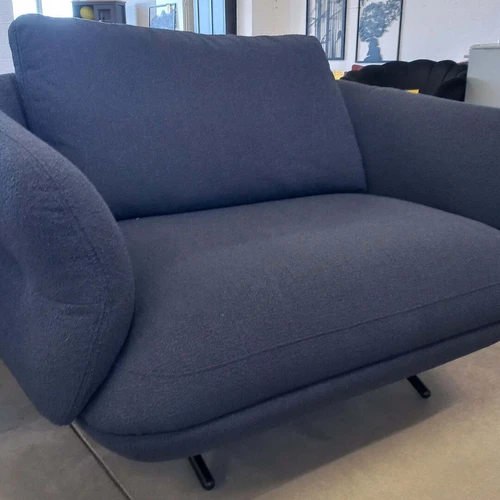 Modernus fotelis VL02 – puikus pasirinkimas šiuolaikinėms erdvėms