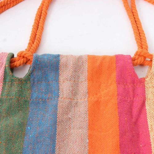 Kompaktiškas hamakas su stovu ar medžiais