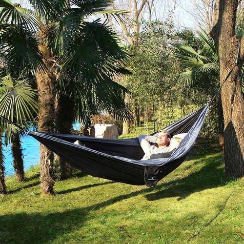 Greitai supakuojamas hamakas 275x140 cm, idealus stovykloms