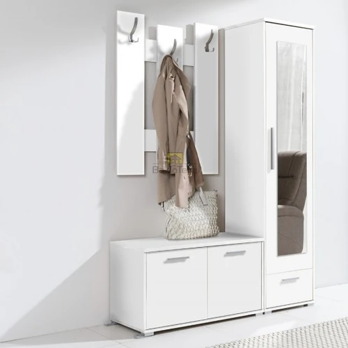 Modernus spintų rinkinys su funkcionaliomis detalėmis