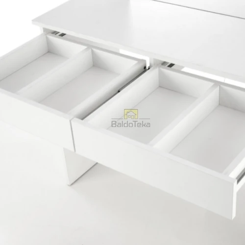 Kompaktiška spinta su funkcionaliu apšvietimu