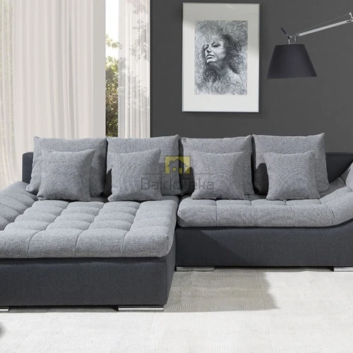 Kompaktiška sofos lova su erdvia miegamąja dalimi