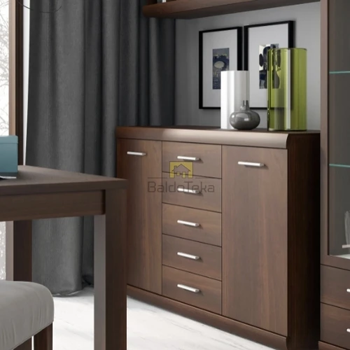 Erdvi 195 cm aukščio spinta riešuto atspalviu