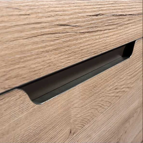 148 cm aukščio spinta su pasukamomis durimis