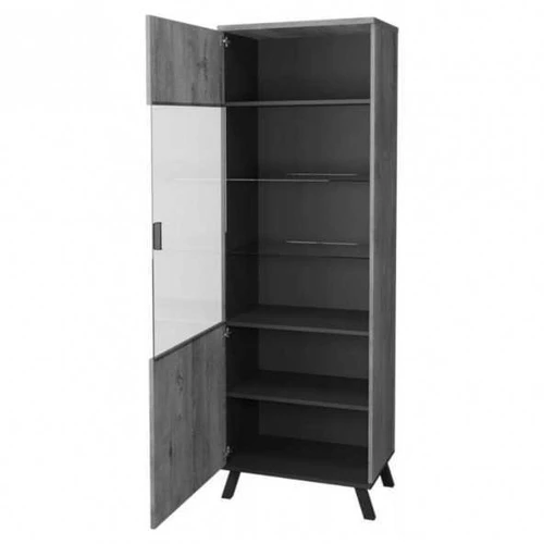 Ąžuolo Lefkas ir juodos spalvos spinta