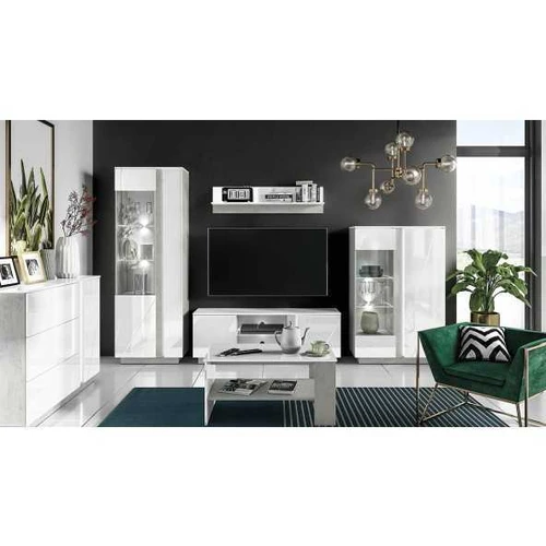 Spinta su LED apšvietimu ir pasirinktinais stiklo lentynų apšvietimais