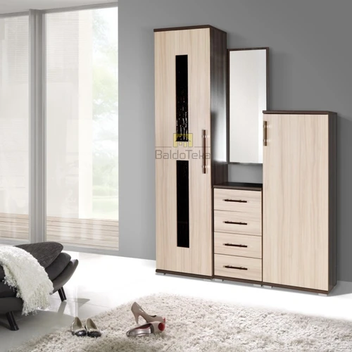 Moderni INEZ PLUS spinta – tamsus uosis, kompaktiški matmenys