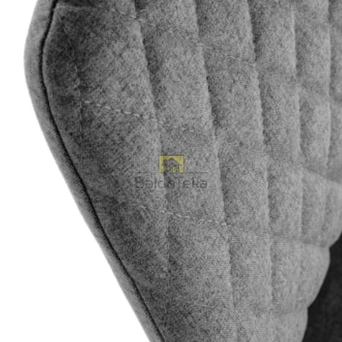 Stilinga biuro kėdė su pataisoma aukšte ir patogiu atlošu