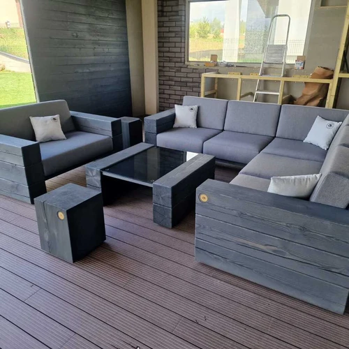 Kampinės sofos, fotelio, staliuko ir kubų komplektas