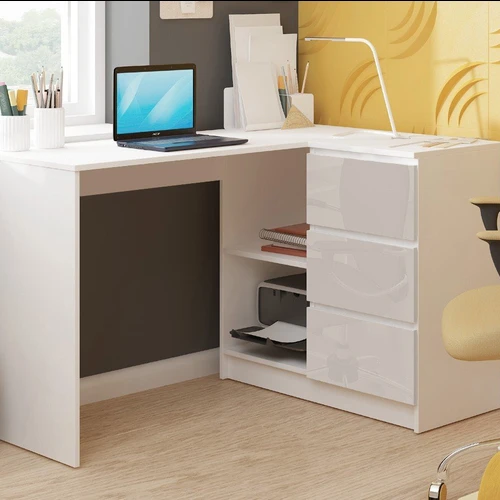 Minimalistinis rašomasis stalas su skandinavišku dizainu