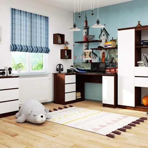 Idealus stalas namų biurui ar jaunimo kambariui