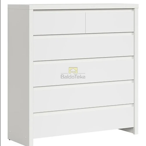 Praktiška spinta su platėjančia vidaus erdve