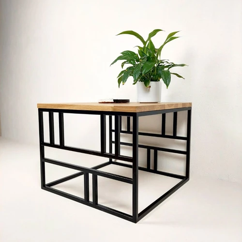 Tvirtas ir ilgaamžis žurnalinis staliukas