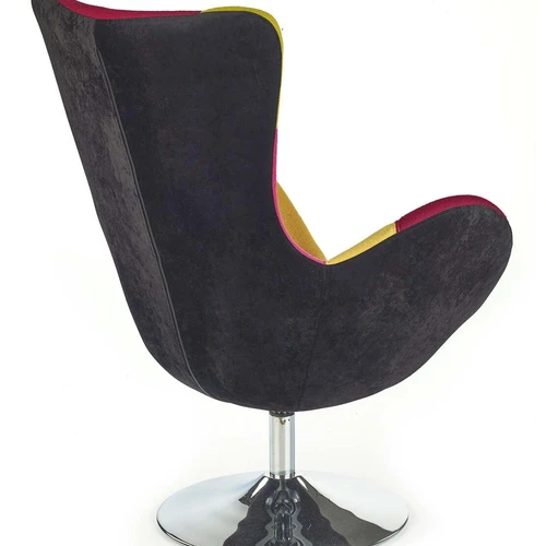 Moderni sofos su chromuotu karkasu ir minkštu audiniu