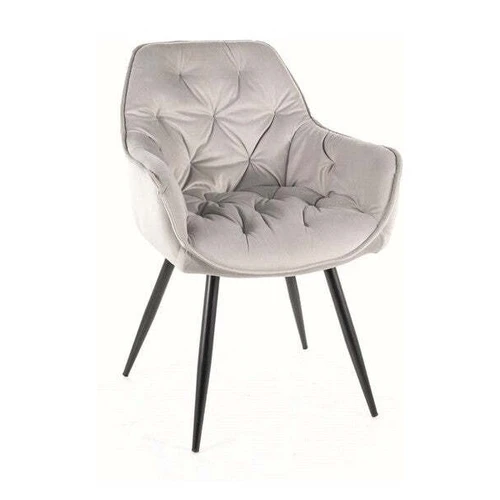 Praktiškos spintos su papildomomis lentynomis