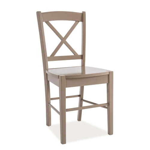 Plačios spintos su daugybe lentynų