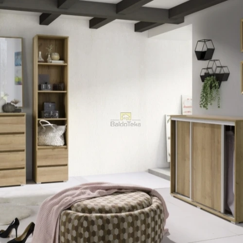 Plati spinta su patikima bėgelių sistema ir pasirenkama spalva