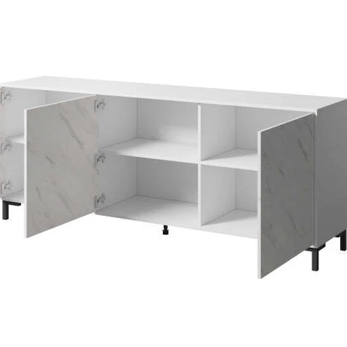 Praktiška spinta su plastikinėmis kojomis