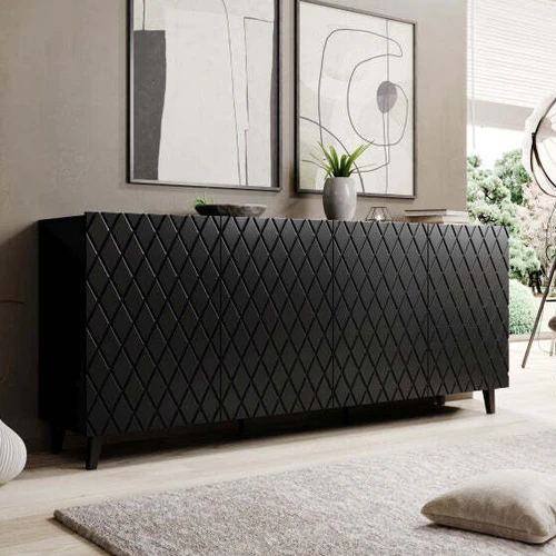 Plati spinta su matine laminuota medžio drožlių plokšte