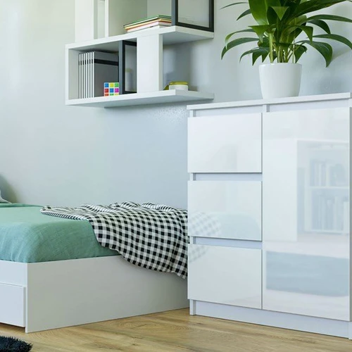 3-stalčių komoda su apsauga nuo iškritimo