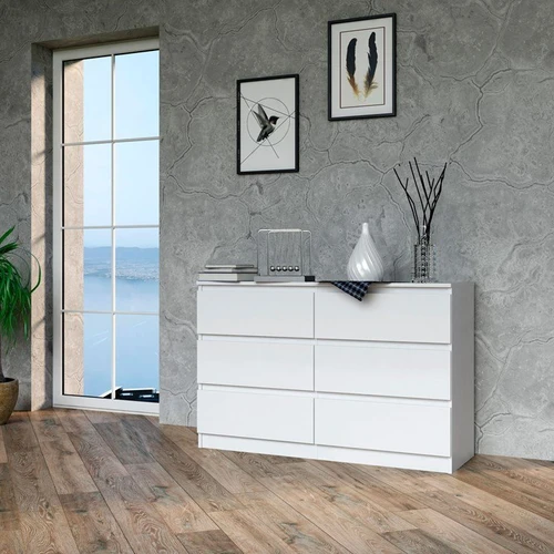 Balta matinė komoda su moderniu dizainu