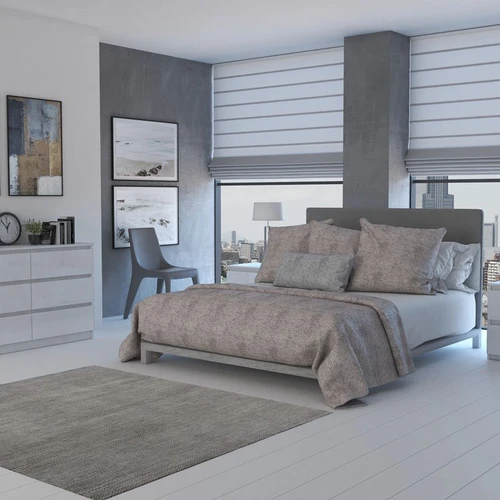 Balta blizgi komoda su 6 stalčiais ir 77 cm aukščio