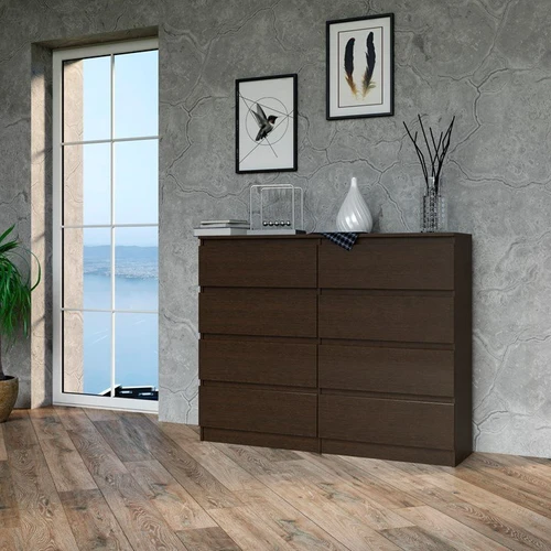 Komoda su 8 stalčiais ir ritininiais bėgeliais