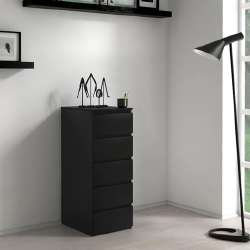 Moderni juoda komoda su MDP korpusu ir PVC kraštų apdaila