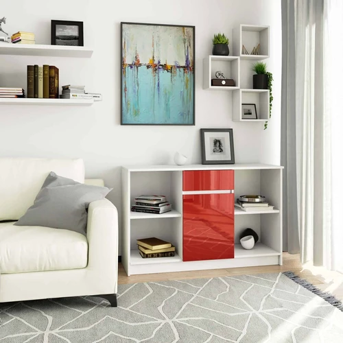 Komoda svetainei su dekoratyviniais elementais