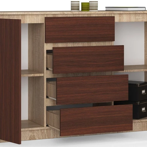 Tvirtos struktūros komoda su atsparia trinčiai medžiaga