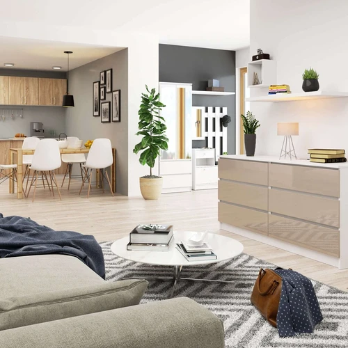 Komoda su atspariu trinčiai laminuotu korpusu ir blizgiu akrilu