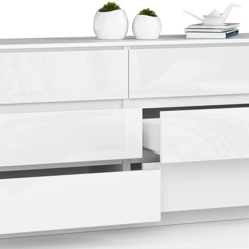 Komoda su akrilo fasadu ir metaliniais slankikliais